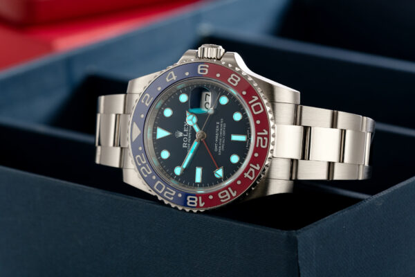 Rolex GMT-Master II  Oyster, 40 mm, white gold  M126719BLRO-0003