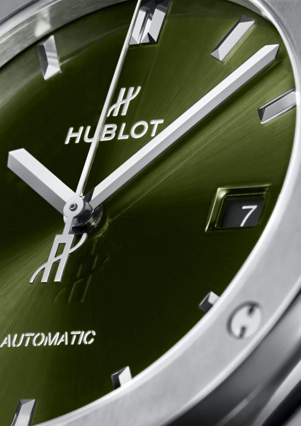 Hublot Classic Fusion Titanium Green Ref# 542.NX.8970.RX