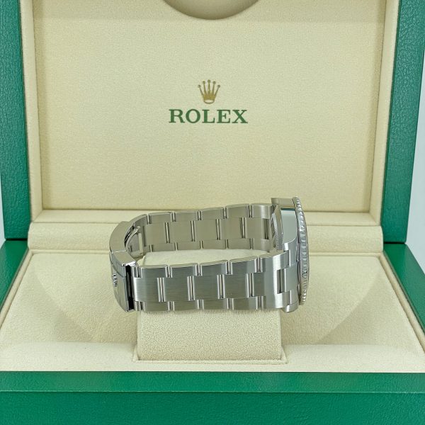 Rolex Submariner 41 mm Oystersteel Ref# 124060