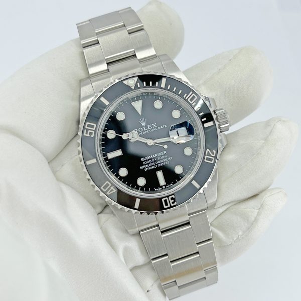 Rolex Submariner Date Oystersteel Ref# 126610LN