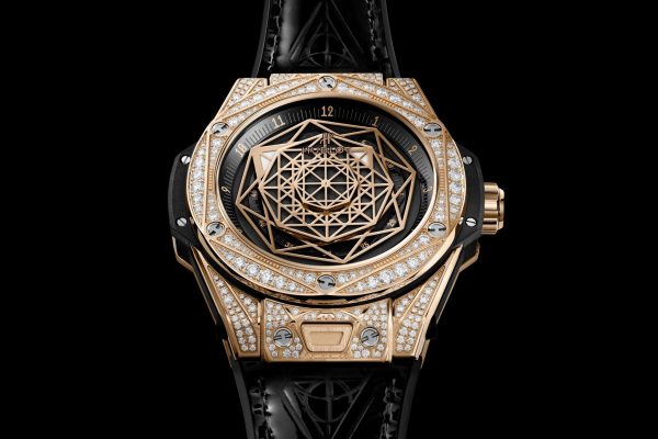 Hublot Big Bang SANG BLEU KING GOLD PAVÉ Ref# 465.OS.1118.VR.1704.MXM18