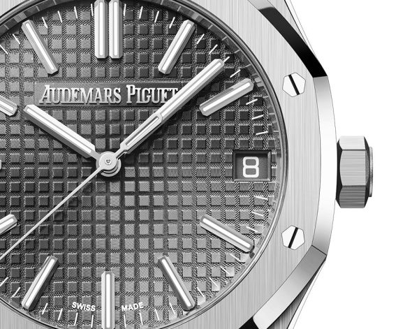 Audemars Piguet Royal Oak SELFWINDING "50TH ANNIVERSARY" Ref# 15510ST.OO.1320ST.05