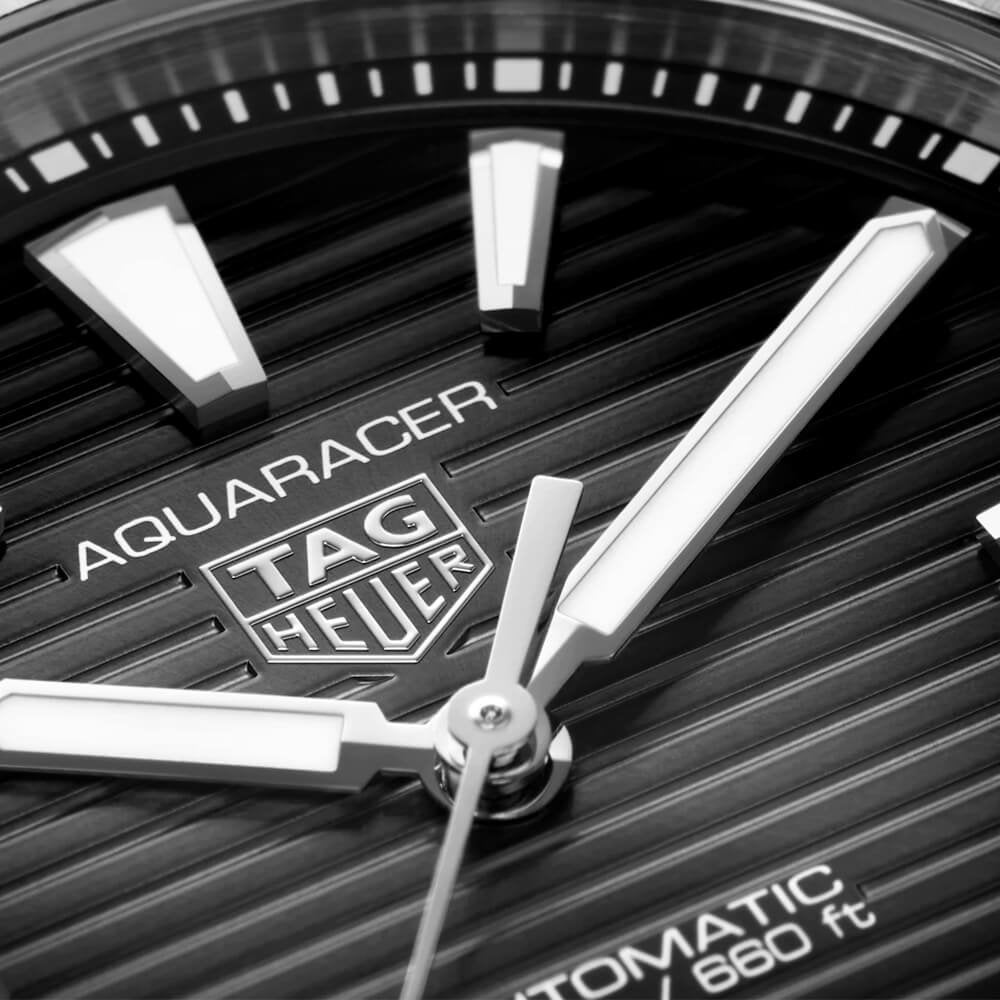 Aquaracer Professional 200 Date 40mm Black Dial Automatic Bracelet Watch