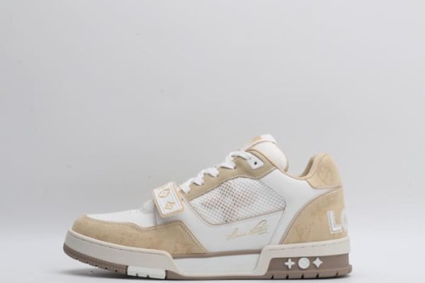 Louis Vuitton Trainer Beige White