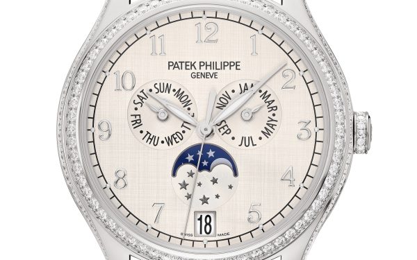 Patek Philippe Complication, 18k White Gold set with 155 diamonds (~1.34 ct), 38mm, Annual Calendar Ref# 4947G-010