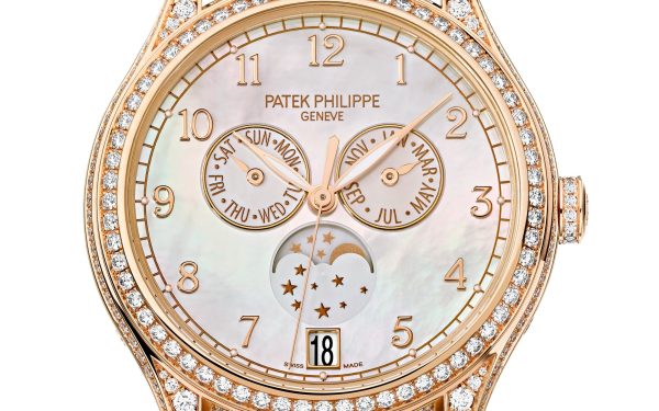 Patek Philippe Complication, 18k Rose Gold set with 388 diamonds (~2,92 ct), 38mm, Annual Calendar Ref# 4948R-001