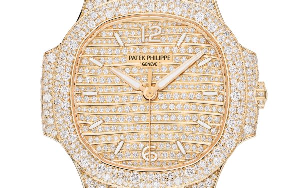 Patek Philippe Nautilus Haute Joaillerie Ladies Automatic Watch, 18K Rose Gold and Diamonds, 35,2mm, Ref# 7118/1450R-001