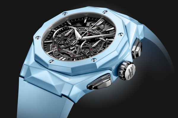 Hublot Classic Fusion AEROFUSION CHRONOGRAPH ORLINSKI SKY BLUE CERAMIC Ref# 525.ES.0170.RX.ORL22