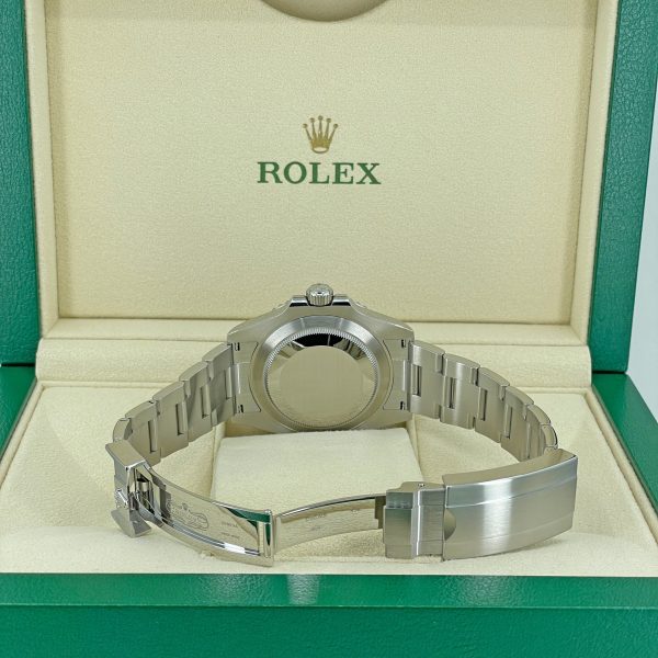 Rolex Submariner 41 mm Oystersteel Ref# 124060