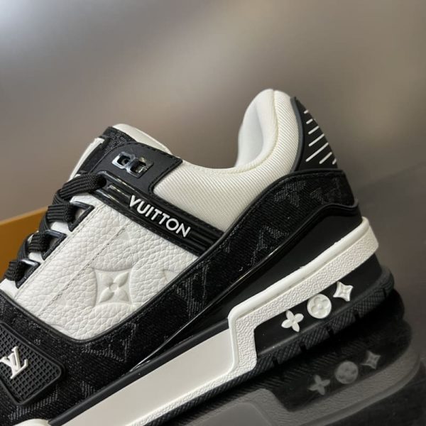 Louis Vuitton LV Trainer White Black