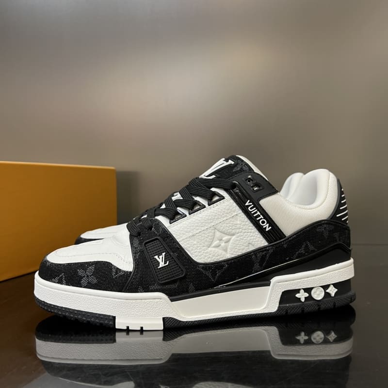 Louis Vuitton LV Trainer White Black