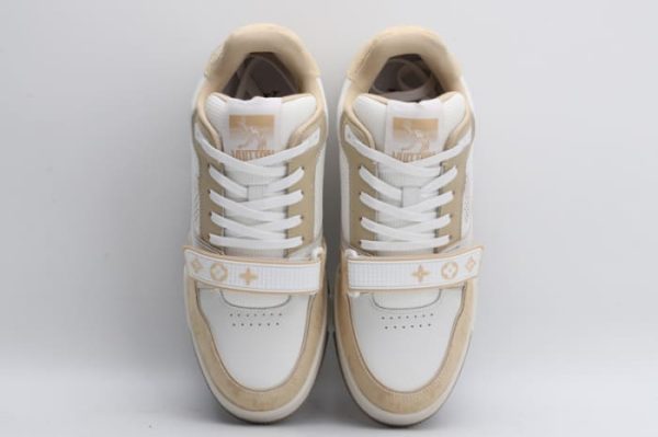 Louis Vuitton Trainer Beige White